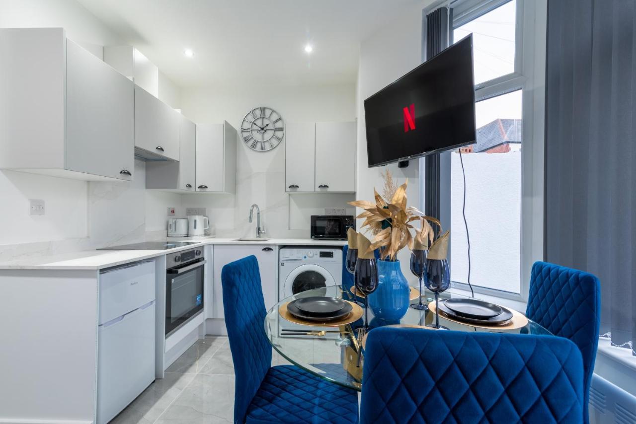 Cardiff Luxe Living Apartments Екстериор снимка