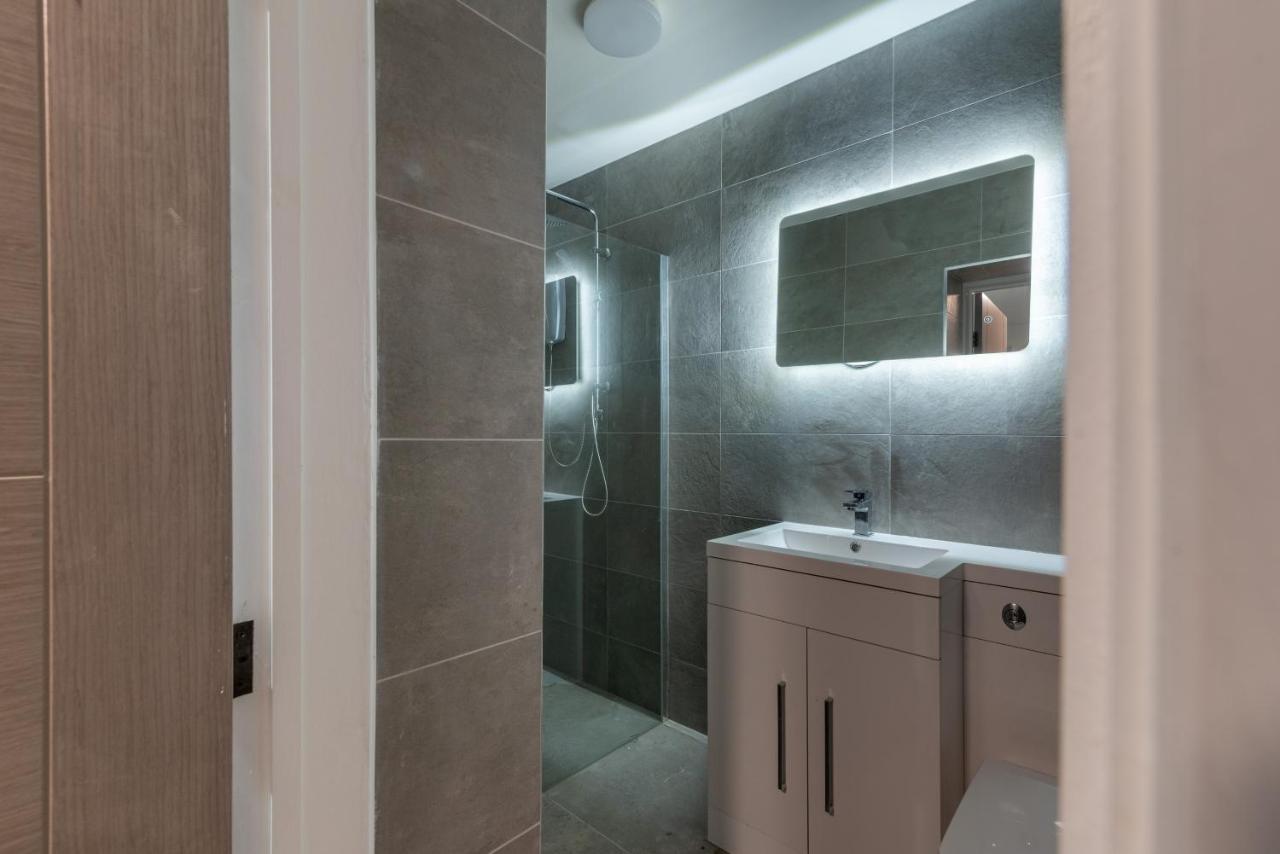 Cardiff Luxe Living Apartments Екстериор снимка